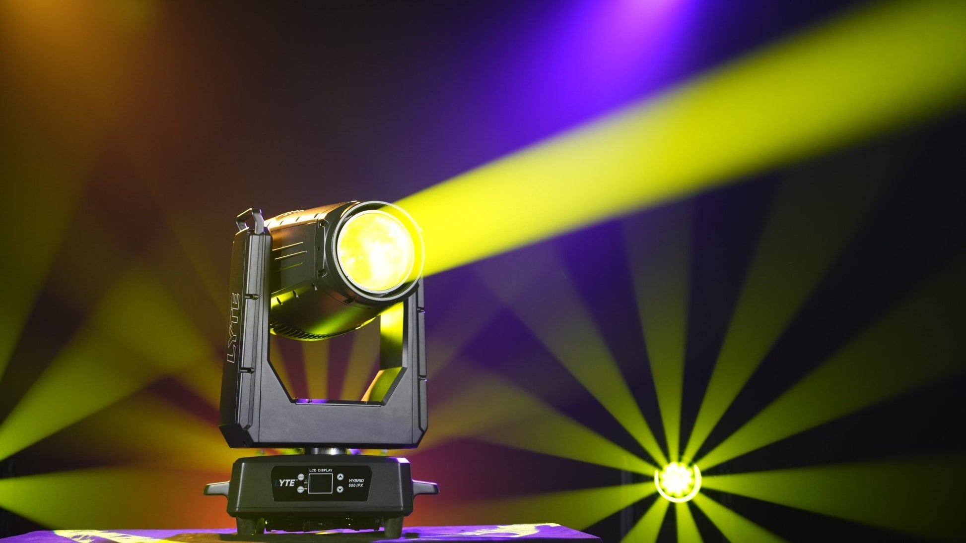 LYTE™ HYBRID 600 IPX - LYTE Lighting Store
