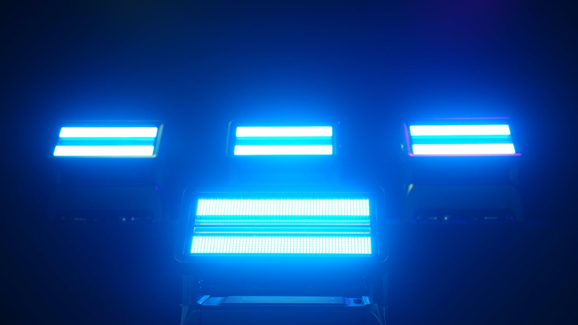 LYTE™ MOVE STROBE 1500 IPX - LYTE Lighting Store
