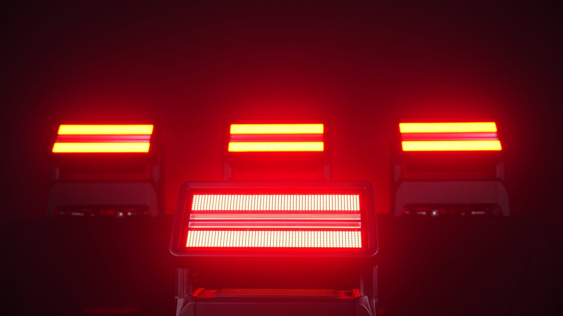LYTE™ MOVE STROBE 1500 IPX - LYTE Lighting Store
