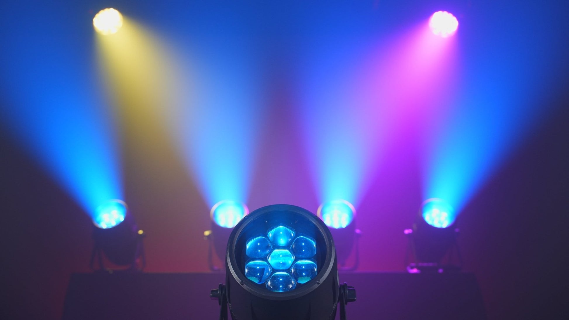 LYTE™ ZOOM PAR 740 IPX - LYTE Lighting Store
