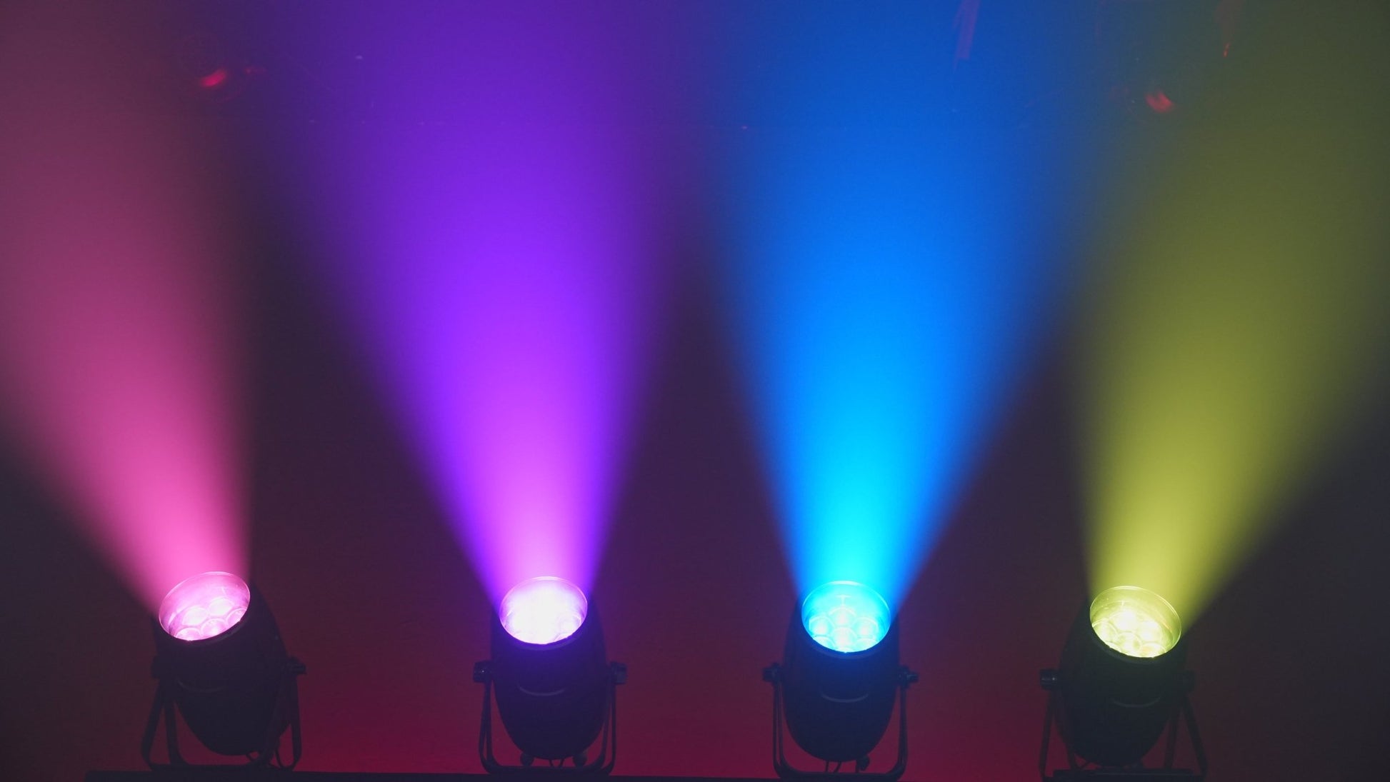 LYTE™ ZOOM PAR 740 IPX - LYTE Lighting Store